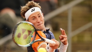 A tough win for Ruud and an upset loss for Rublev at the Hamburg European Open