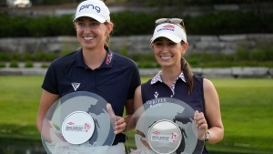 Knight, Szokol hold on to win LPGA Tour’s lone team event