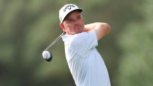 Whitnell matches Mallorca course record to take 1-shot lead