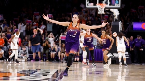Mercury's Taurasi first in WNBA to reach 10,000 points