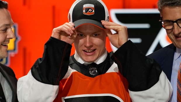 Flyers select Russian F Michkov with No. 7 pick at 2023 NHL Draft