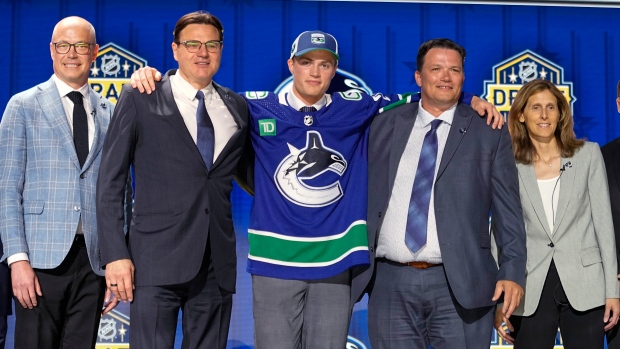 Canucks select Willander 11th overall at NHL Draft